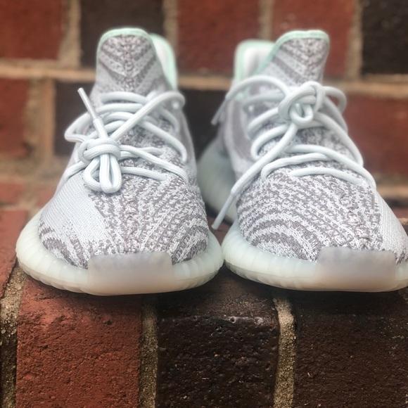 Yeezy Boost 350 V2 Blue Tint